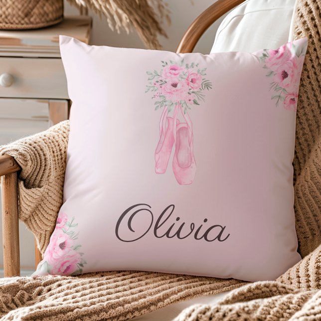 Cojín Decorativo Elegante nombre personalizado de Ballerina Floral  (Subido por el creador)
