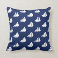 Elegante patrón náutico de yate a vela sobre azul