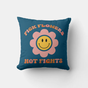 Cojín Decorativo Elige Flores, No Peleas. Boho Daisy