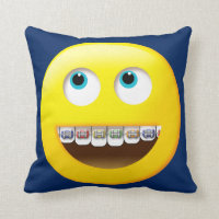 Emoji con Braces Pillow