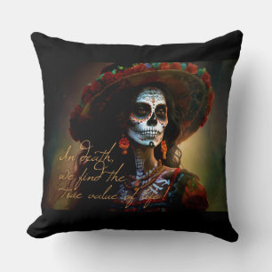 Cojín Decorativo En La Muerte, Encontramos...