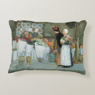 Cojín Decorativo En The Florist, por Childe Hassam, Bella Artes de