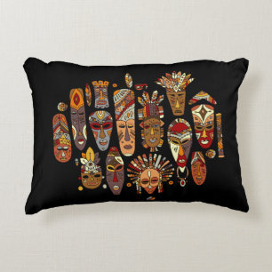 Cojín Decorativo Enmascaramiento tribal étnico conjunto, boceto