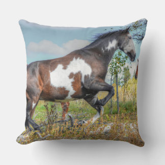Cojín Decorativo Equine Photo de amante de los caballos en un ranch