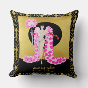 Cojín Decorativo Erte Lady con un cuchicheón rosado.