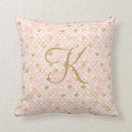 Cojín Decorativo Escamas de Sirena Rosa Beige Dorado Escritura en L