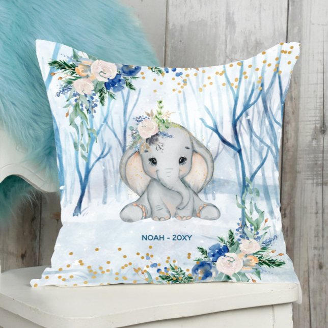 Cojín Decorativo Escenario de invierno para bebés y elefantes (Subido por el creador)