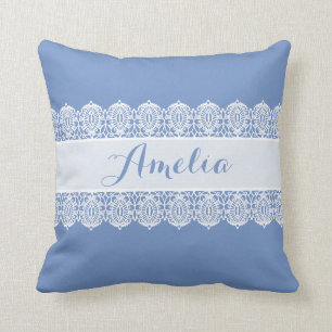 Cojín Decorativo Escritura dulce - monograma azul suave del cordón