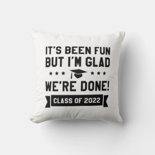 Cojín Decorativo Estamos acabados clase de 2022