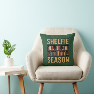 Cojín Decorativo Estante de Temporada Navideña