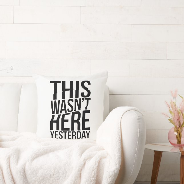 Cojín Decorativo Esto no fue aquí ayer - Reality Glitch (Sofá)