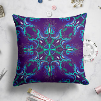 Cojín Decorativo Estrella de la flor celeste Pillow en morado