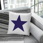 Cojín Decorativo Estrella náutica azul marina con fondo blanco<br><div class="desc">Gran estrella náutica azul marina al cambiar el fondo del color: puedes cambiar de fondo después de pulsar el botón IT PERSONALIZAR!. Puede agregar texto y personalizar la almohada de lanzamiento para que se ajuste a sus preferencias.</div>
