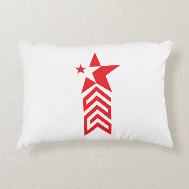 Cojín Decorativo Estrella Roja con Flechas de Chevron (Anverso)