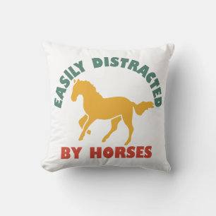 Cojín Decorativo Fácilmente Distrado Por Los Caballos