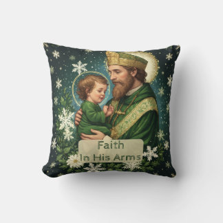 Cojín Decorativo Faith in His Arms Saint Patrick with Baby Jesus 