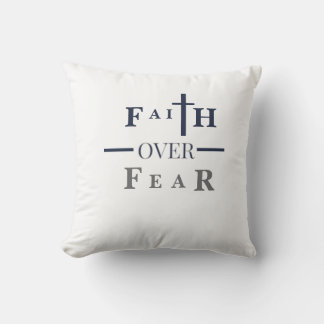 Cojín Decorativo Faith Over Fear Throw Pillow – Minimal Christian 