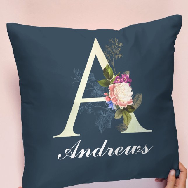 Cojín Decorativo Fancy Floral Monograma A II (Subido por el creador)