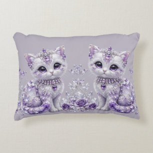 Cojín Decorativo Fantasia de Gatito Enjoyado Púrpura Real