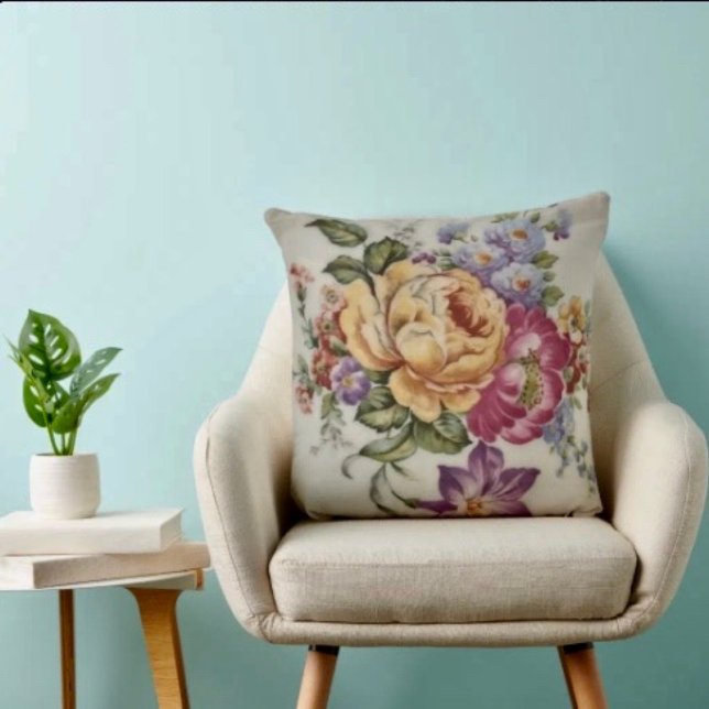 Cojín Decorativo Fantasía Floral (Subido por el creador)