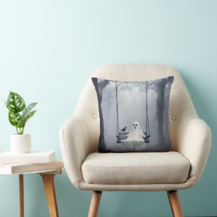 Cojín Decorativo Fantasma En Un Swing Con Raven