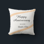 Cojín Decorativo Feliz aniversario de bodas líneas pastel naranja n<br><div class="desc">Diseños de códigos Qr plantillas sencillas</div>