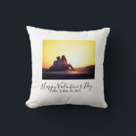 Cojín Decorativo Feliz día de San Valentín amor agregar nombre foto<br><div class="desc">Diseño</div>