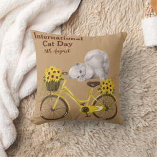 Cojín Decorativo Feliz Día Internacional del Gato Girasol Atigrado