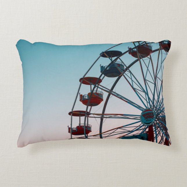 COJÍN DECORATIVO FERRIES WHEEL (Anverso)