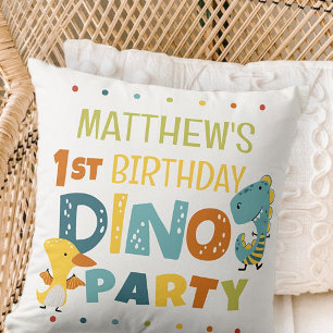 Cojín Decorativo fiesta de cumpleaños de un niño de dinosaurio chin