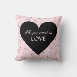Cojín Decorativo Flechas y Corazón Todo lo que necesitas es AMOR - 