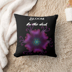 Cojín Decorativo Flor Botánico Oscuro Floral Púrpura Gótico