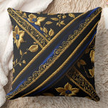 Cojín Decorativo flor crujiente azul oro Flores negras<br><div class="desc">Vintage Embroidery faux Blue Gold Hilo Flores negro patrón texturizado. Cómodo sin el tono de un bordado real 😀</div>