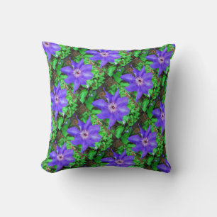 Cojín Decorativo Flor de Clemátide Púrpura