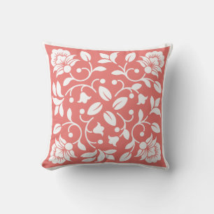 Cojín Decorativo Flor de color blanco y coral