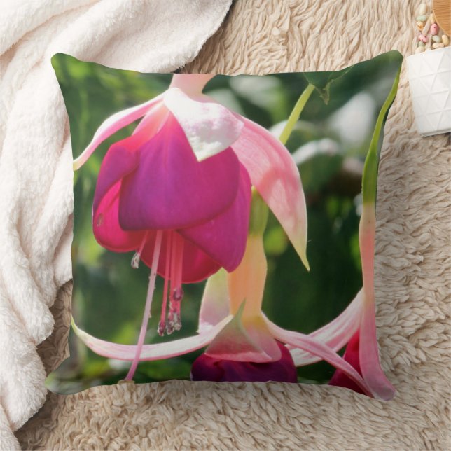 Cojín Decorativo Flor de Fuchsia (Manta)