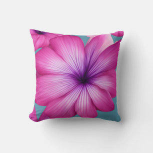 Cojín Decorativo Flor rosa espléndida con fondo azul pastel