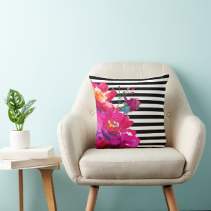 Cojín Decorativo Floral Acuarela Rosa Fuerte Franja Negra Blanca