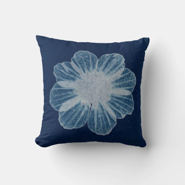 Cojín decorativo floral blanco (Anverso)