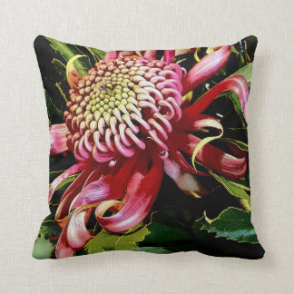Cojín Decorativo Floral "Brillantemente roja"