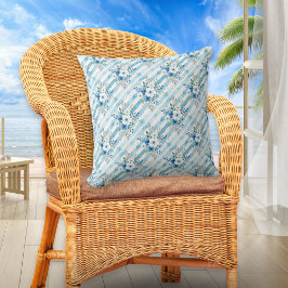 Cojín Decorativo Floral de Acuarela Azul y Rayas Diagonales Costero