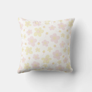 Cojín Decorativo Floral de diseño amarillo y rosa sobre blanco
