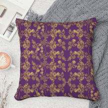 Floral elegante dorada Damask sobre morado