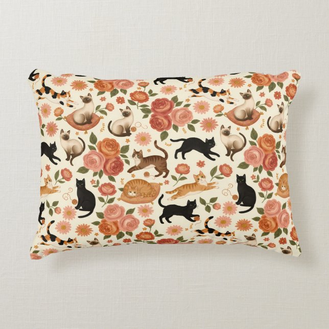 Cojín Decorativo Floral Felines: Cozy Cats & Blooms Pattern (Anverso)