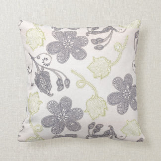Cojín decorativo floral gris y verde