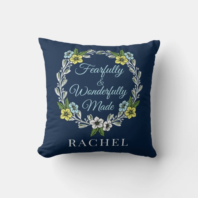 Cojín Decorativo Floral hecha con miedo y maravilla (Anverso)