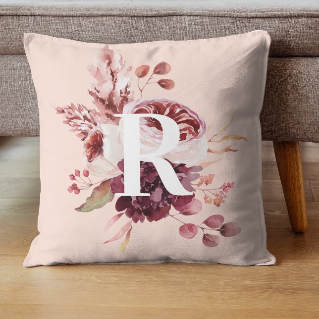 Cojín Decorativo Floral rosa y roja pastel moderno con inicio (Subido por el creador)