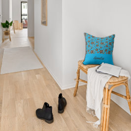 Cojín Decorativo Flores azules de color marrón para el nombre del h