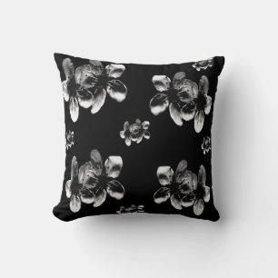 Cojín Decorativo Flores Blancas Sobre Negro,