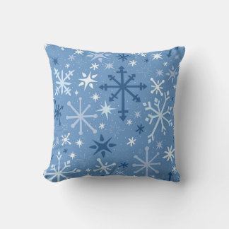 Cojín Decorativo Flores caprichosas de copos de nieve azules en azu